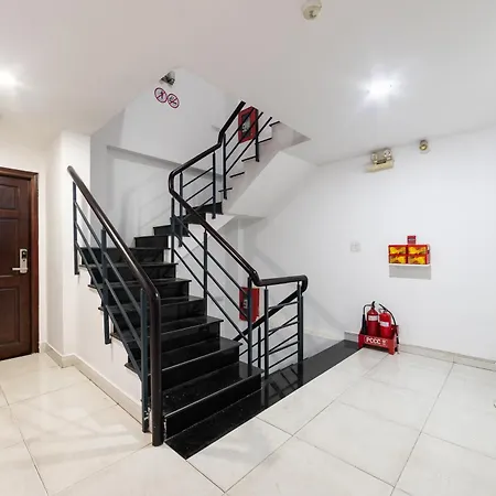 Tan Son Nhat Airport Apartment By Sabay-3